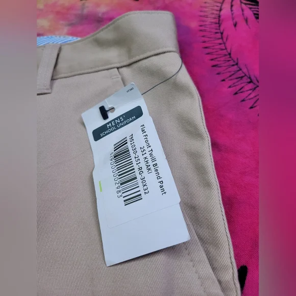 NWT Tommy Hilfiger Beige Khaki Pants - Picture 6 of 6